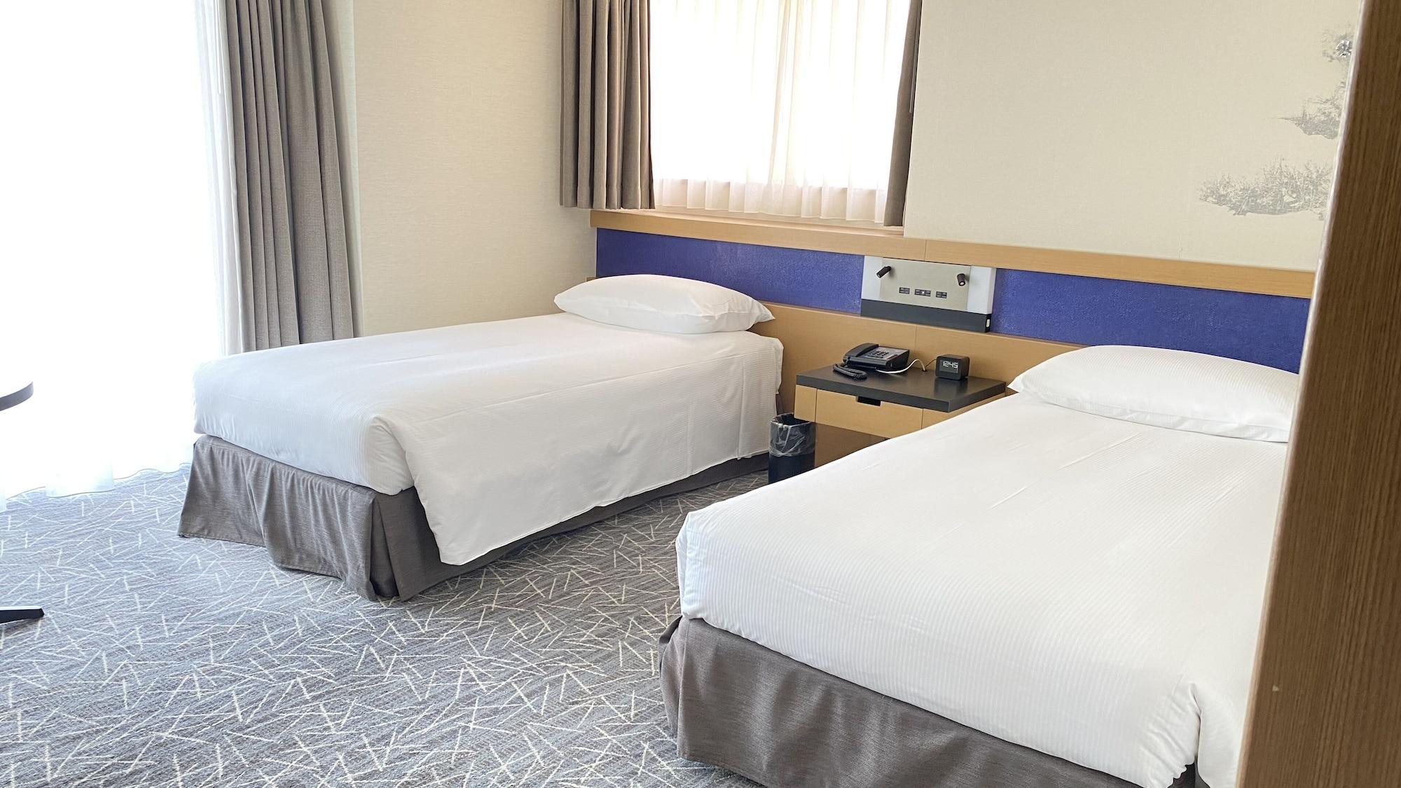 Resort Hilton &