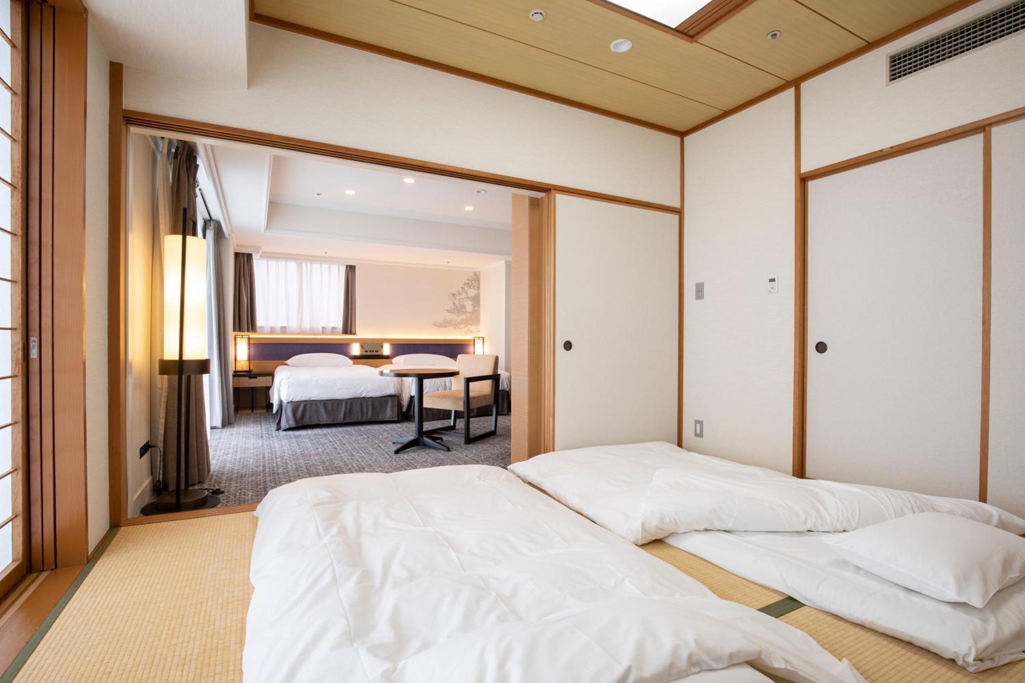 Hilton & Station touristique Odawara