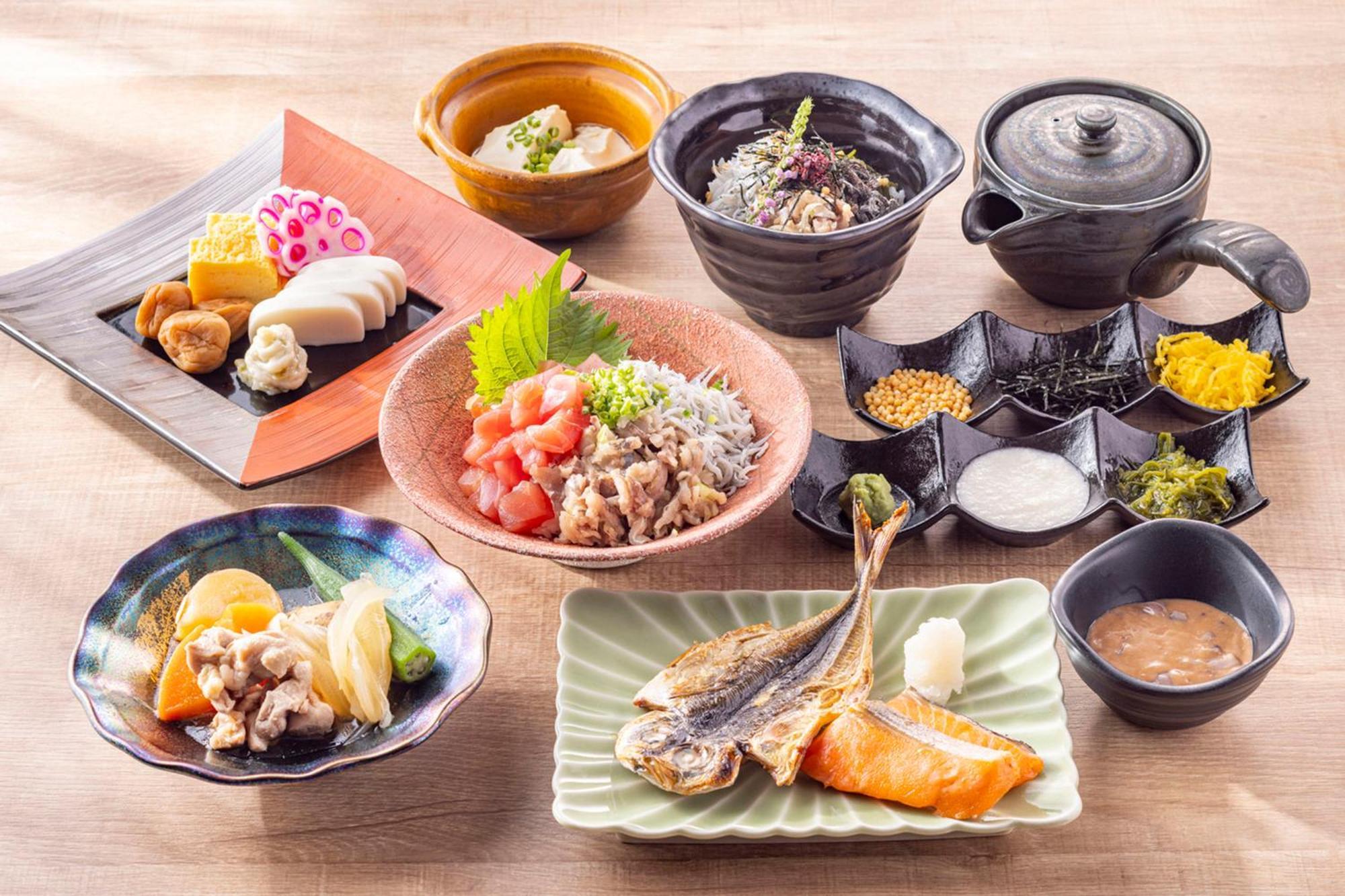 Hilton & Station touristique Odawara