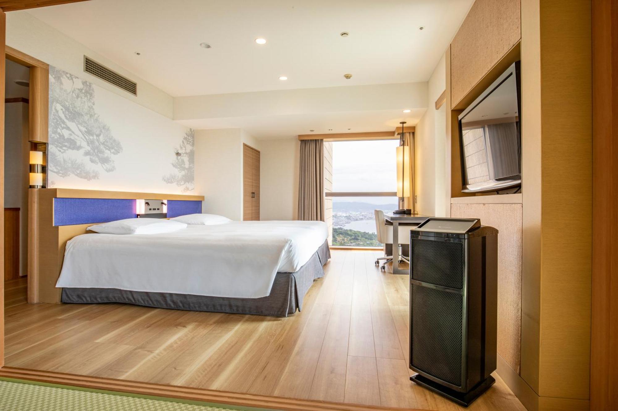 Hilton & Station touristique Odawara