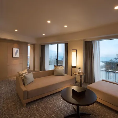 Hilton Odawara Resort & Spa Extérieur photo